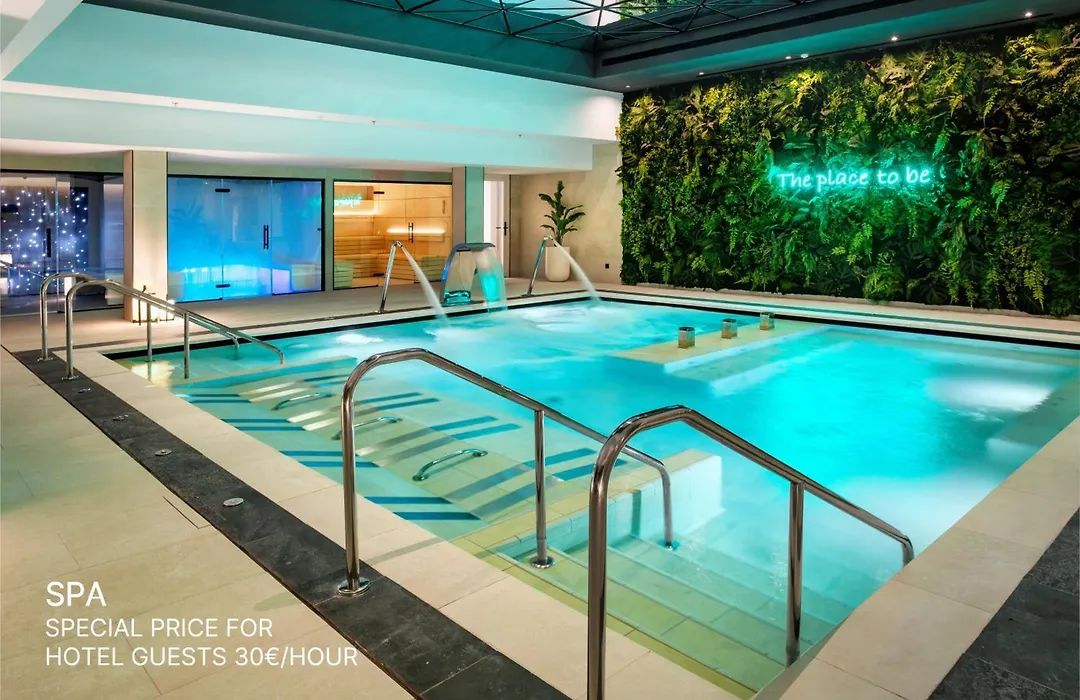 Catalonia Plaza Espana Hotel & Spa-1